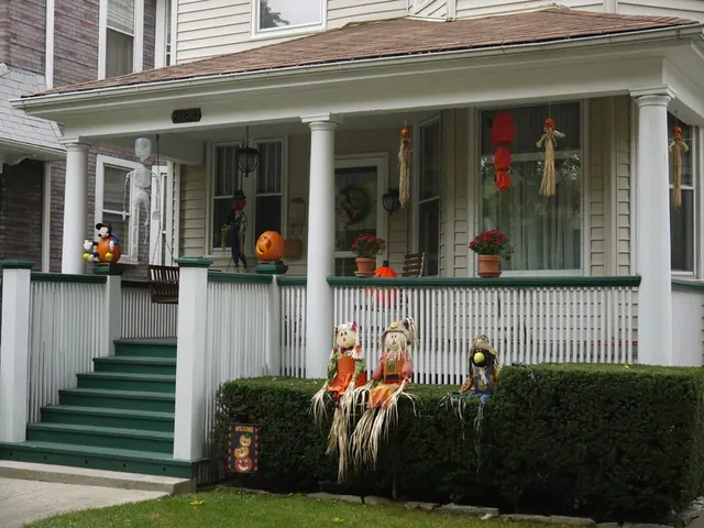 Revitalize your kids' break with delightful outdoor adventures at gardens, brimming with excitement...