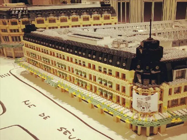 Differentiating between Modeling and Modelling: An Explanation of the Variations in Spelling