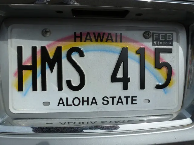 Required Yearly Income Threshold for Middle-Class Status in Hawaii 2024