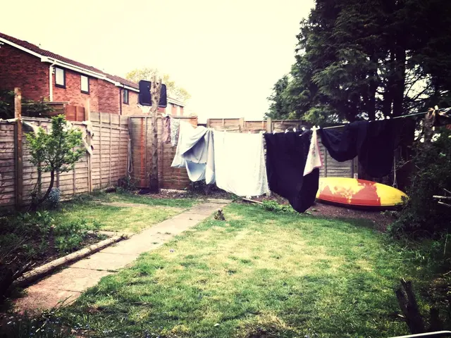 The Optimal Locations for Cultivating Flax for Linen Production