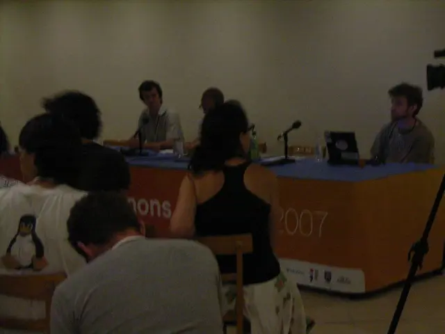 For those working from home, consider enhancing your Day with the Boulies Master Max gaming chair!