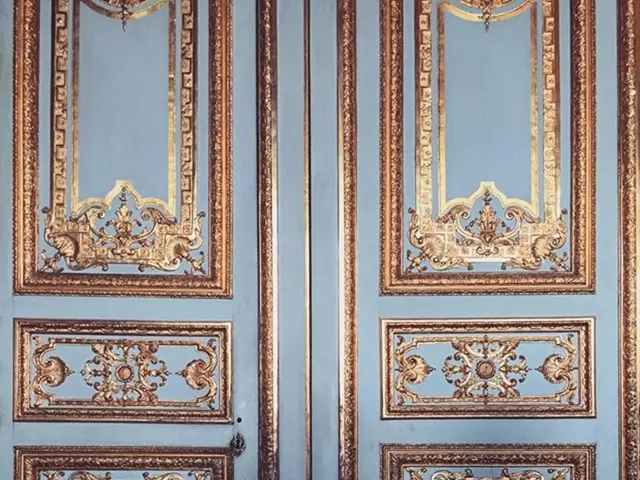 Visual Harmony Required: Merge Aesthetics and Structure