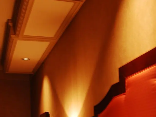 Unveiling the cryptic messages in your slumber: understanding the symbolism in your dreams