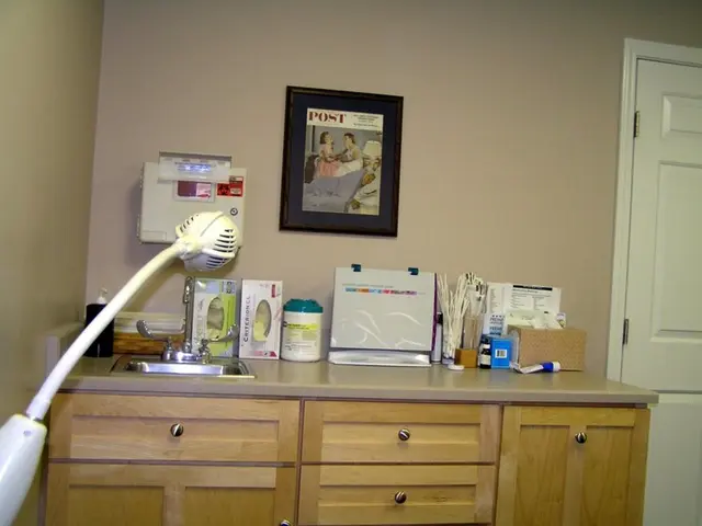 Self-Installation of a Kitchen Sink: Tips, Necessary Materials, and Tools