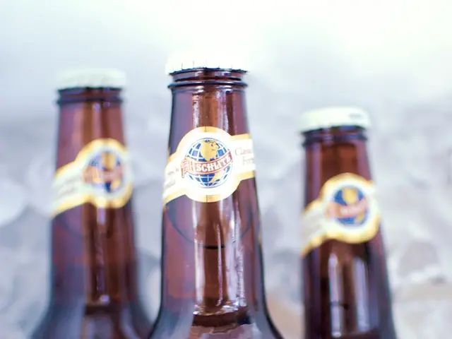 Orchid Watering Technique: Examining the Advantages and Disadvantages of Using Ice Cubes