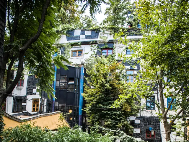 Expert Installation, Repair, and Maintenance of Air Conditioning and Heating Systems in Los Angeles...