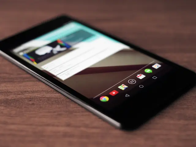 User Seeking Assistance: Encountering Issues with Mobile Data Away from Home; Jerry Needs Advice to...