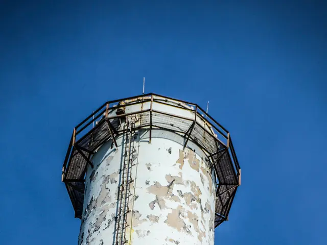 Shift Toward Hydrogen-Fueled and Electric Trucks in Logistics Operations