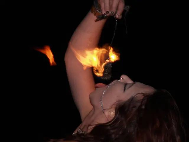 Woman in Baykal region submits homework assignments to military personnel