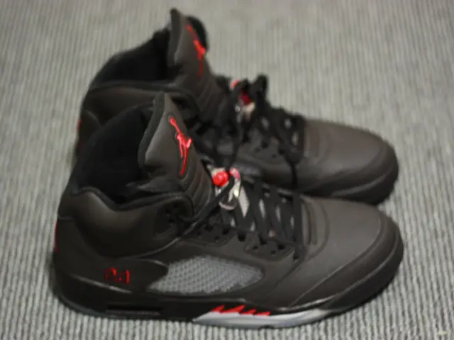 Embracing the Unshod: Benefits of Barefoot Running and Initiation Strategies