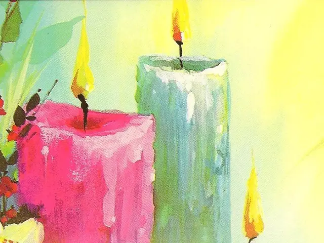 Elegant, Vintage-style Garden Luxury Candle for Easy Sophistication