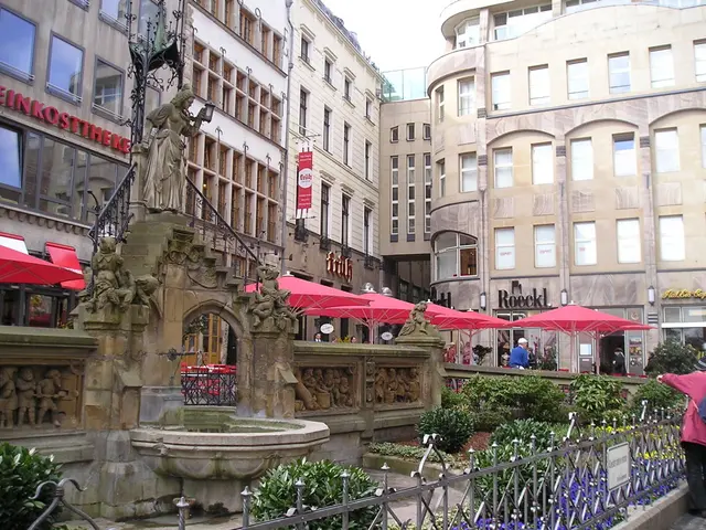 Community molding through selfless service in Leipzig, as seen through volunteer efforts