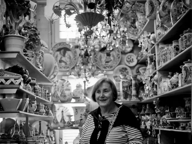 Le Creuset Introduces Extravagant Carrying Case for Dutch Ovens, Ideal for Dinner Party Transports...