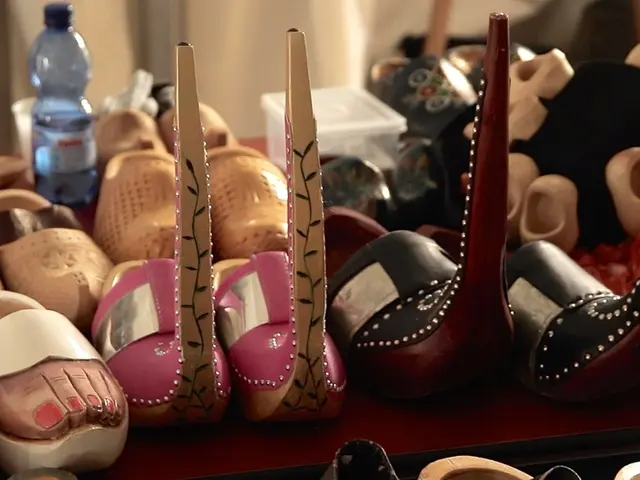 Spring 2015 Essential Wardrobe Collection