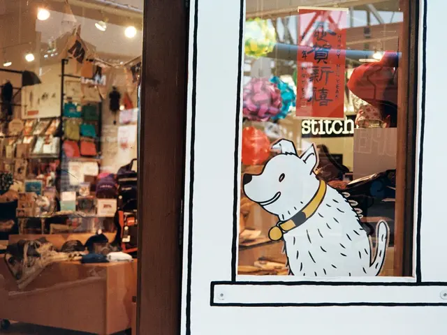Ruffwear Introduces 'RuffWorn' Second-Hand Store, Providing Discounted Pre-Owned Pet Accessories