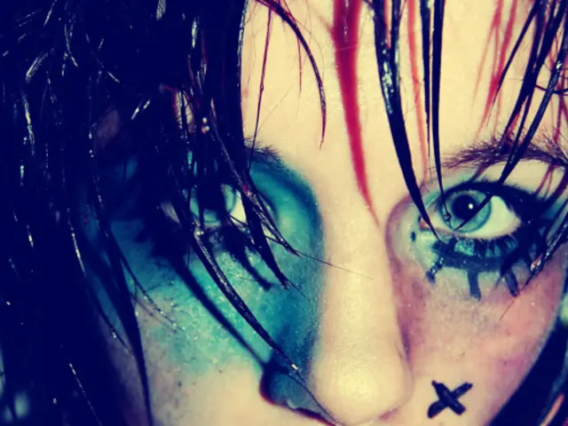 Affordable Top-Performing Face Serums Priced Below £20 Highlighted